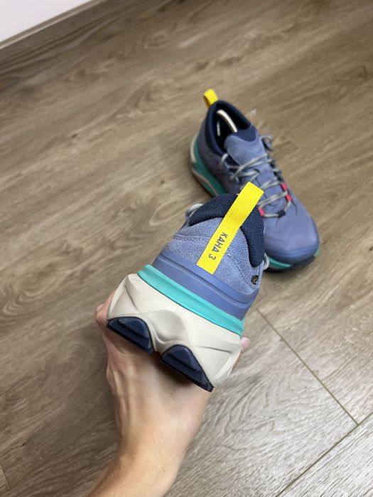 Продам БОМБЕЗНІ жіночі трейлові кросівки Hoka Kaha 3 Low GTX “Anchor Gemstone”