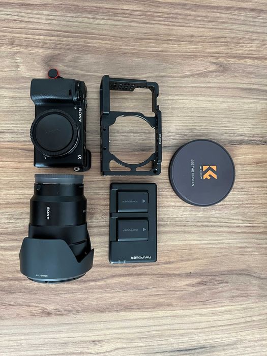 Sony A6300 + Sony 18-105 F4 + 3 baterie + CPL | Przebieg 2848