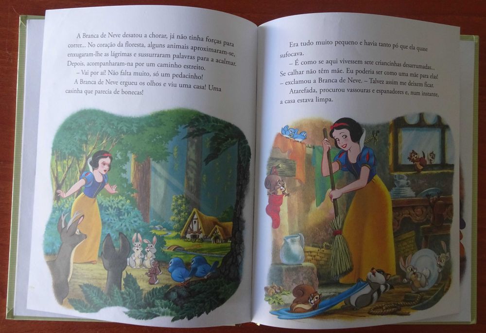 Branca de Neve e Os Sete Anões (Disney - Contos de Ouro)