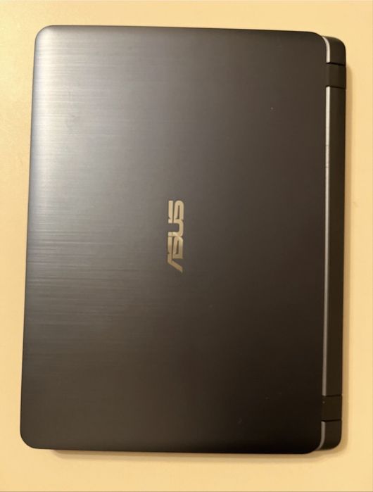 Ноутбук Asus Vivobook