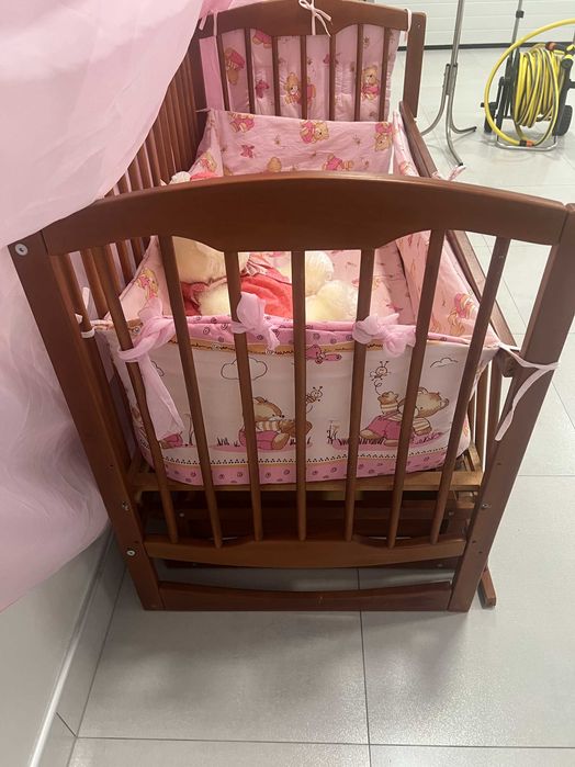 Продам б.у ліжечко дитяче