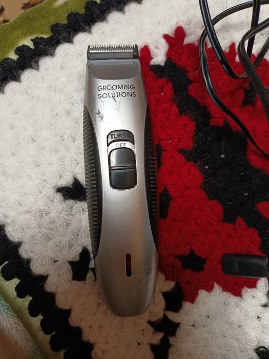 Тример для стрижки  і бритя