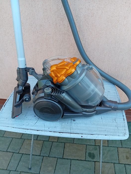 Пилосос професійний DYSON з Німеччини
