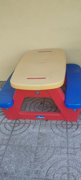 Mesa da Chicco para atividades