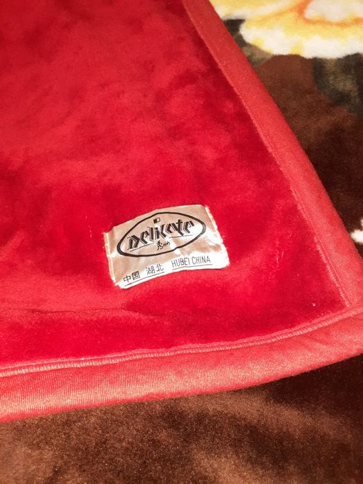 Плед, одіяло, покривало на ліжко