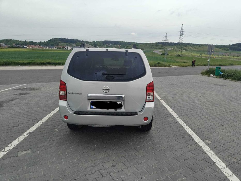 Nissan Pathfinder 2005 rok; 2.5 Diesel