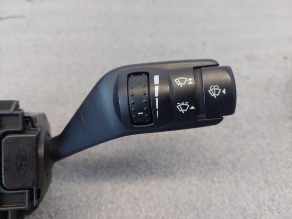 Conjunto / manetes de luzes e limpa vidros FORD Focus II (DA_)