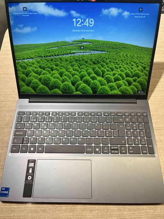 Lenovo ideaPad 16 RAM 1TB