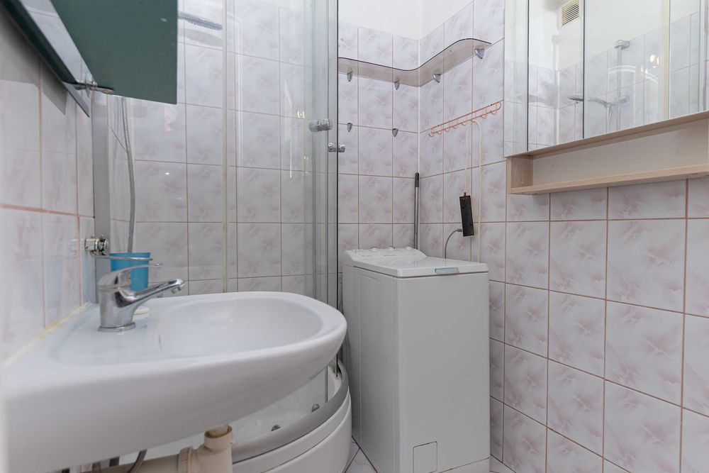 Do wynajęcia mieszkanie (2 pokoje, balkon, UWM)