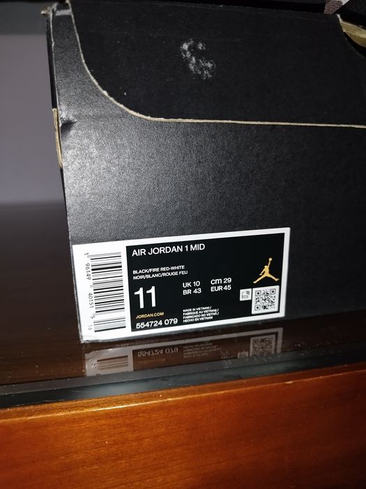 Air jordan 1 Mid 
como novos!! foram usados apenas