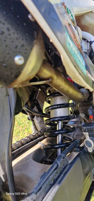 Mota Husqvarna te 300 tpi matrículada.