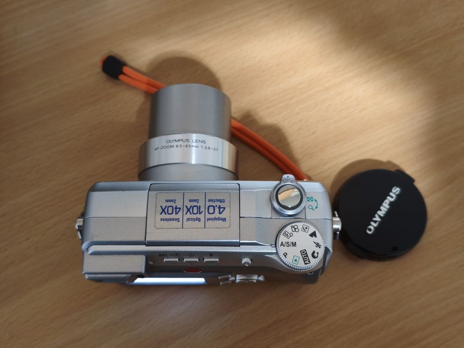 Máquina digital Olympus camedia c-765