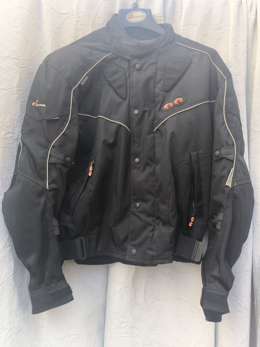 Blusão de mota marca spool