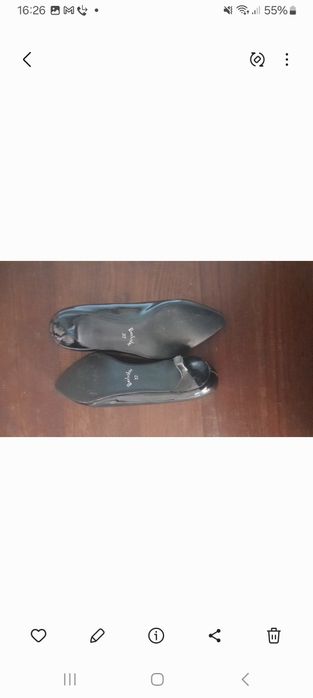 Sapatos stiletes pretos verniz Berluskas