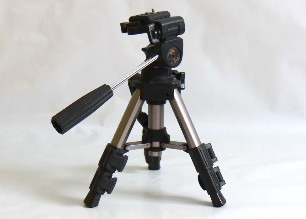 Tripé pequeno Optex em bom estado