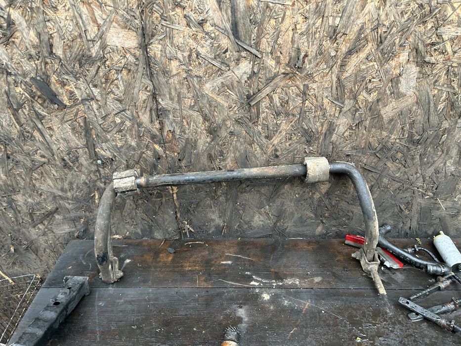 Стабілізатор Мерседес бус т1 207-410