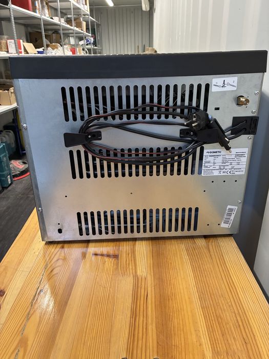 Dometic acx 40 lodówka na gaz