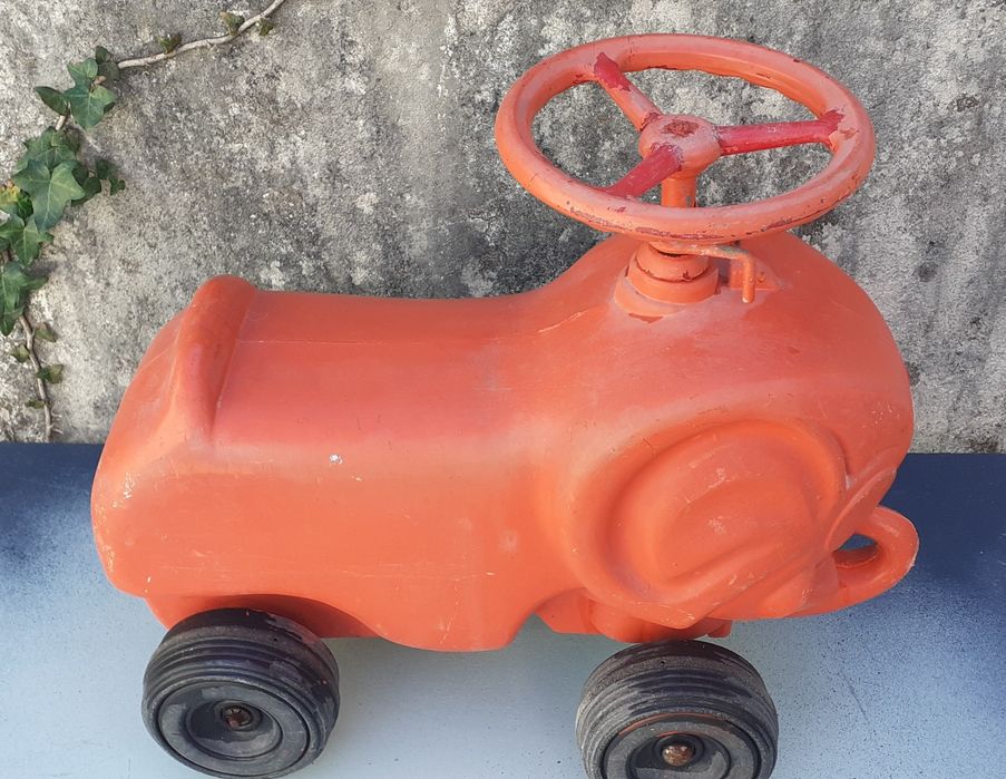 Brinquedo Português? Triciclo