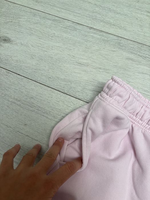 Pudrowy różowe dresy Zara oversize S