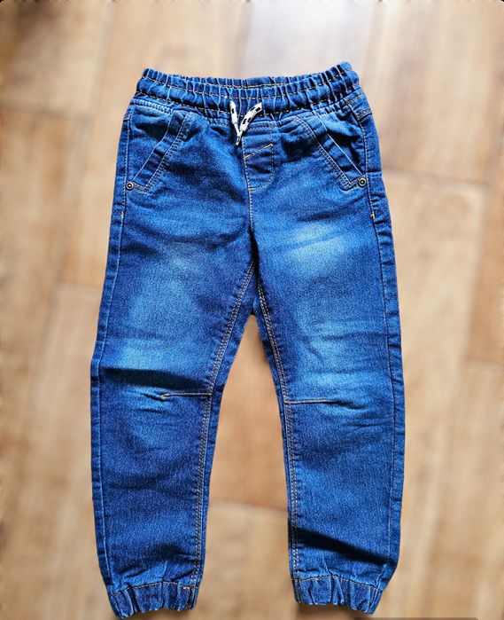 Spodnie jeansowe joggery -r.104