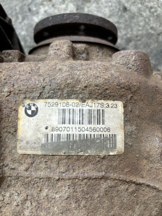 BMW E90 E91 E92 Dyfer most tył 325i N52 3.23