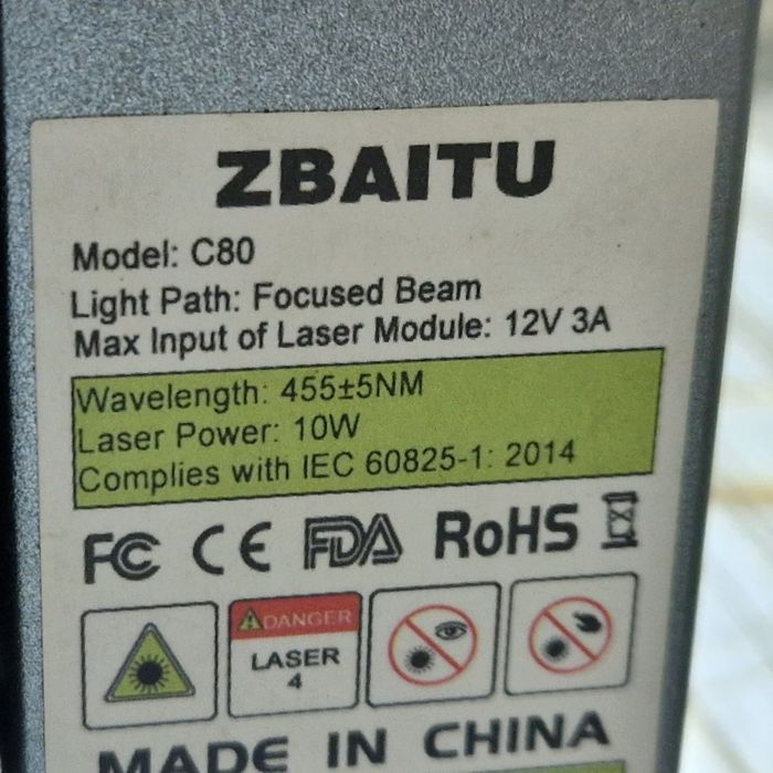 Laser, grawerka Cnc o mocy 10w i dużym polu pracy ponad 1000x1000mm.