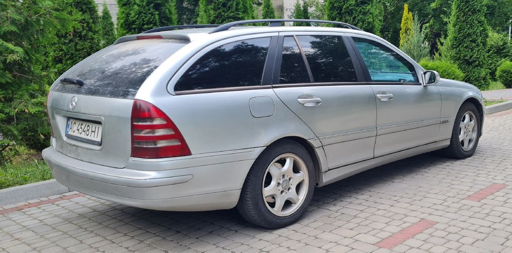 Mersedes-Benz. C200.   2,2 Diesel
