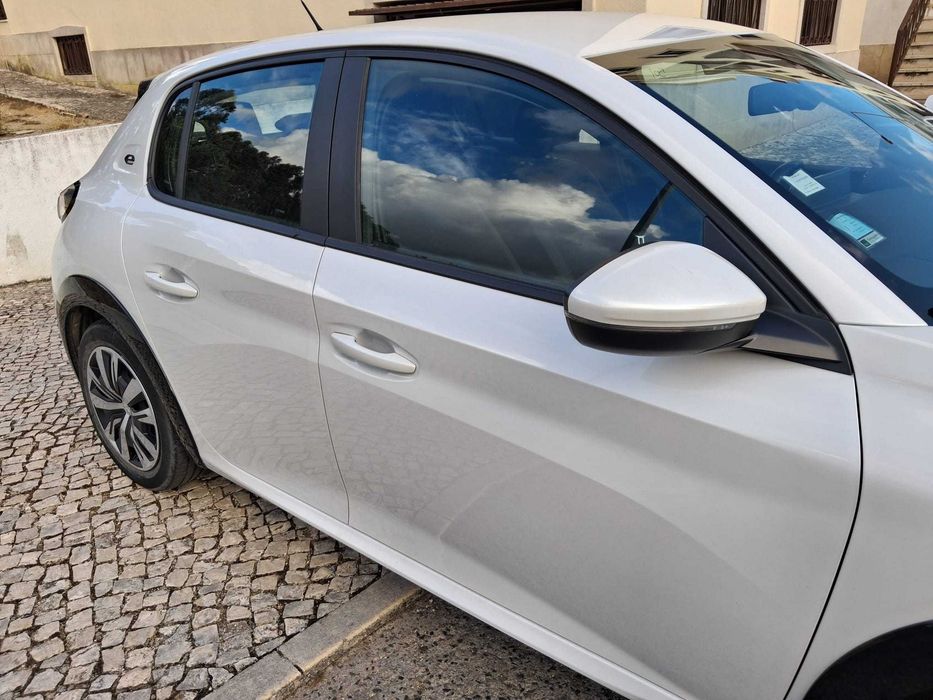 Peugeot E-208 de 2020