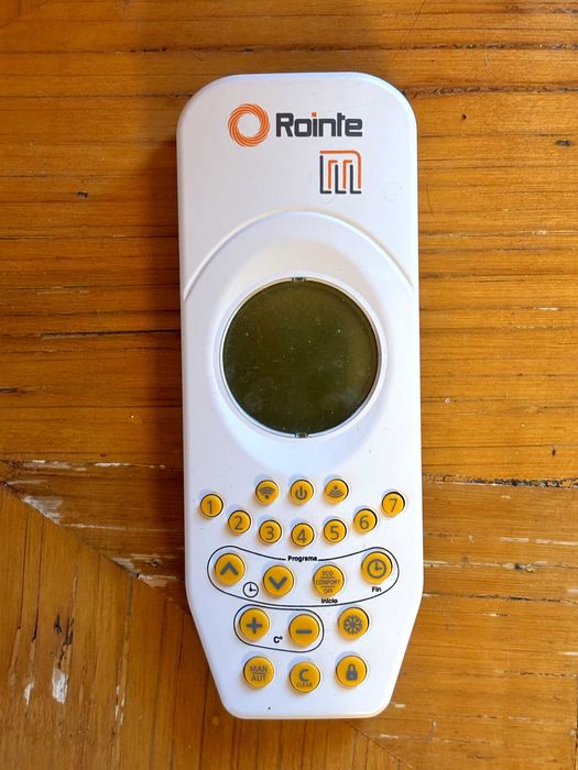 3 aquecedores de parede programáveis ROINTE - Serie C