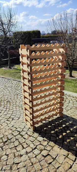 Sprzedam stojak na butelki od wina