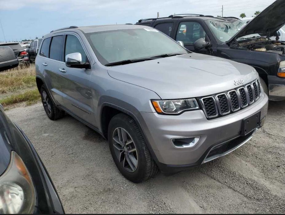 Jeep Grand Cherokee wk2 Разборка Комплект Капот Бампер Крило Фара  PSC