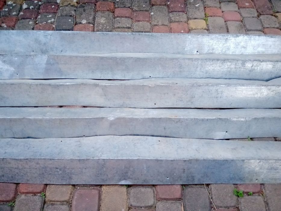 Продам  металевий коник б/у на дах