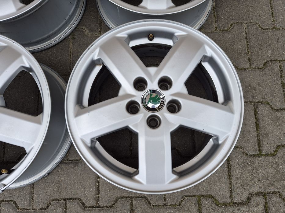 Alufelgi SKODA 5X100 6J15 ET 38