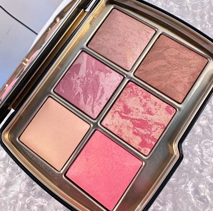 Палетка hourglass horse наповнення кінь