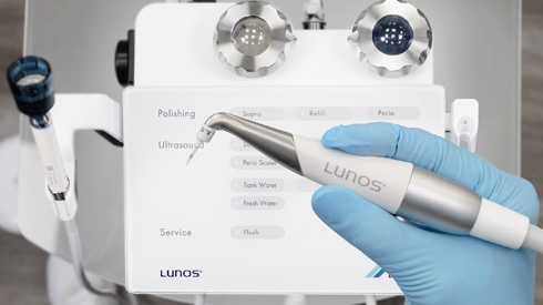 MyLunos DURR DENTAL aparelho de ultrassons e pó.