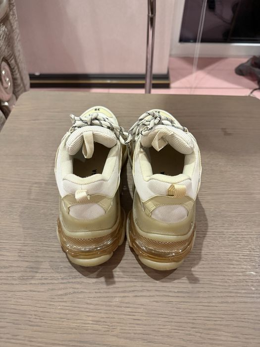Balenciaga triple s беж 39 р