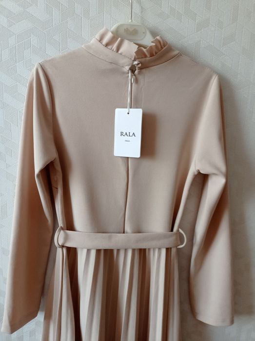 Nowa sukienka 38/40