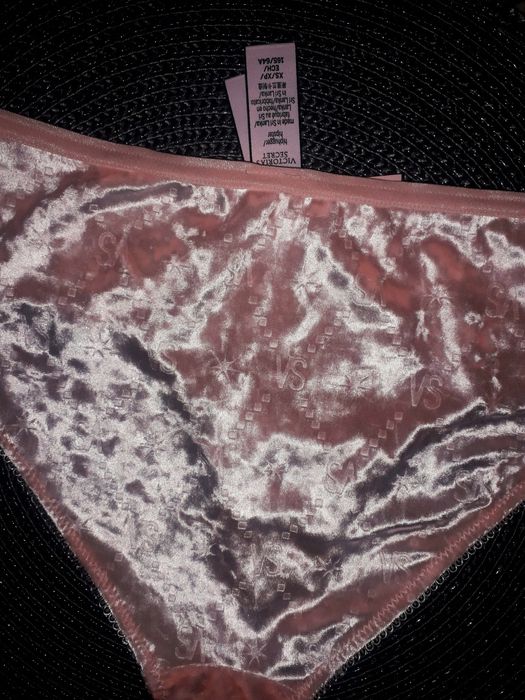 Трусики Victoria's Secret