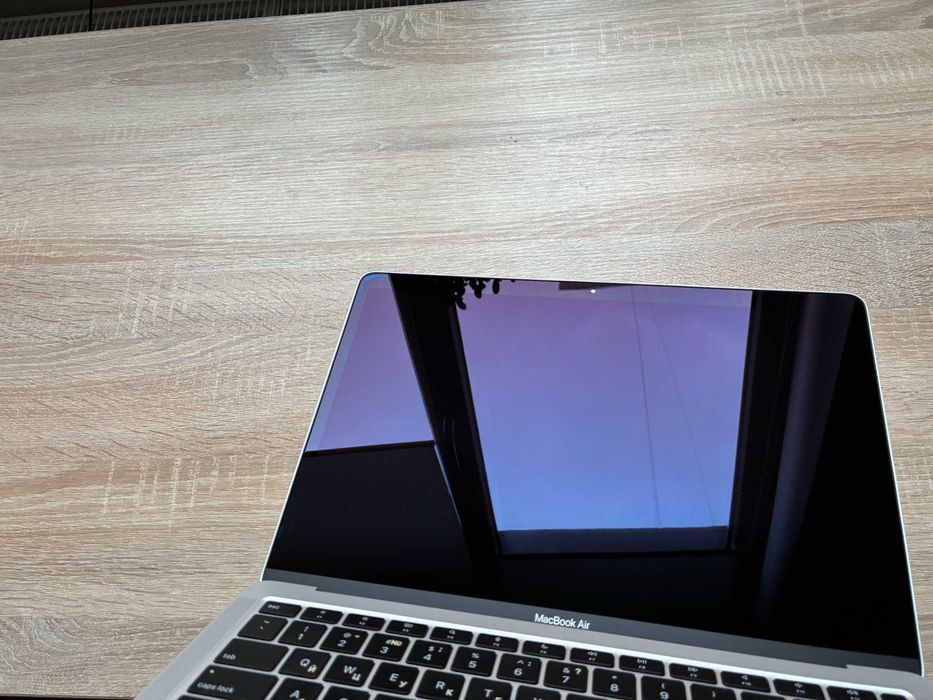 ідеальний - Apple MacBook Air 13'' 2020p.  M1 _ 512gb SSD _ 16gb RAM _ 229 циклів батарея