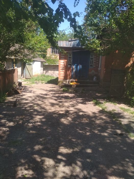 Будинок на полтавщині в тихому місці.