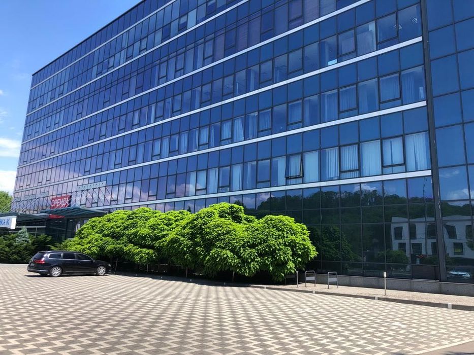 БІЗНЕС ЦЕНТР  5000 м2 / 50-соток/ 6-пов / парк 50 авто / Столичне шосе