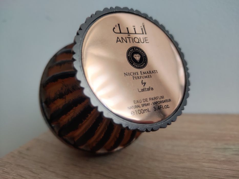 Lattafa Niche Emarati Antique 100ml z ubytkiem