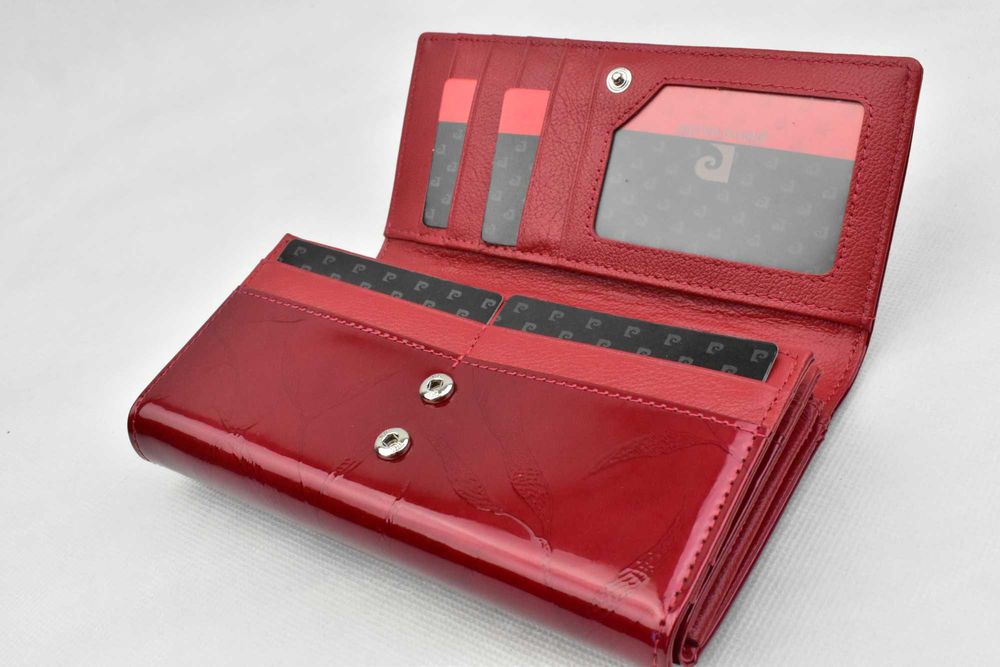 Portfel damski Pierre Cardin Red Leaf kolor czerwony