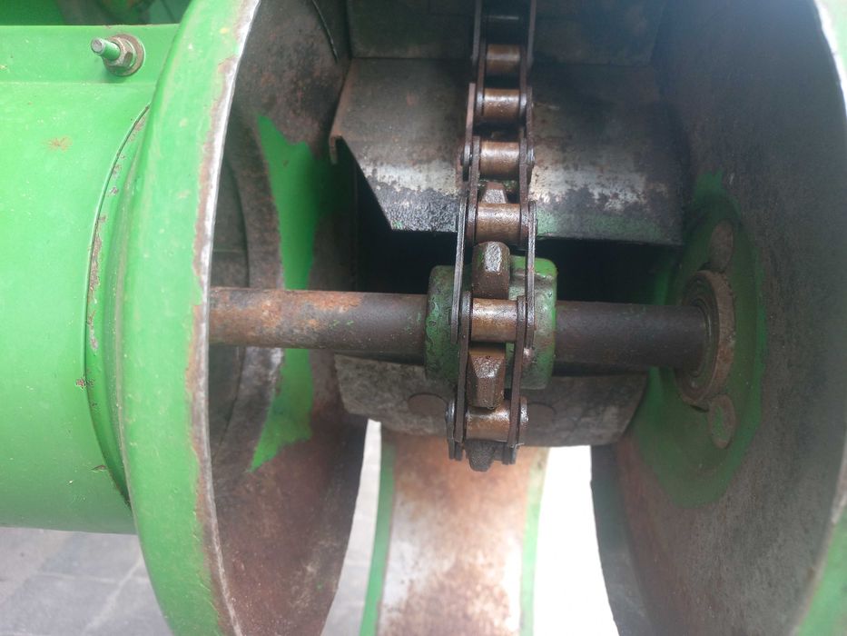 Комбайн John deere 1052