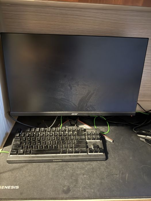 Komputer stacjonarny i5 9400f, rtx 2060, ssd, 16gb ram +klawiatura, mysz, monitor, sluchawki