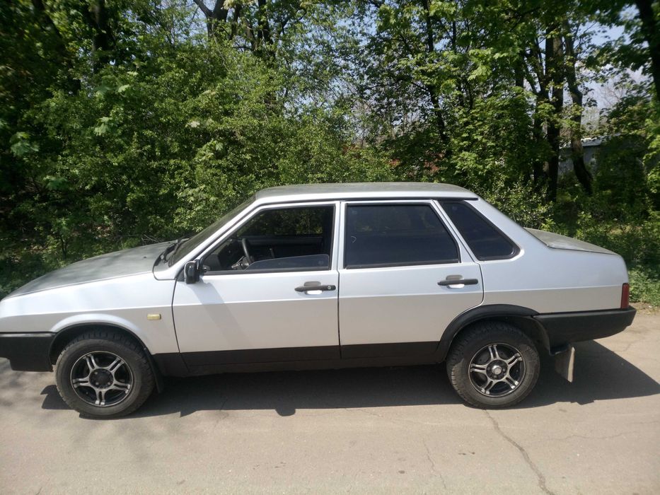 Продам ваз 21099