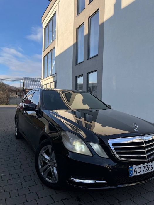 Mercedes-Benz E-Class W212