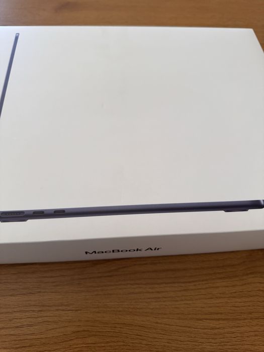 Macbook Air M2 8GB 256SSD