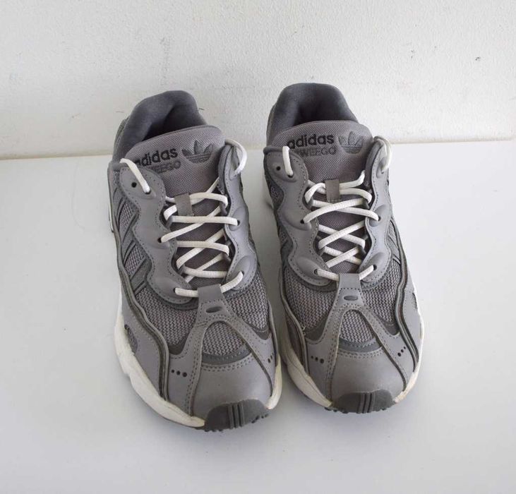 adidas Originals
OZWEEGO - Sneakersy  szare 39 1/3 buty