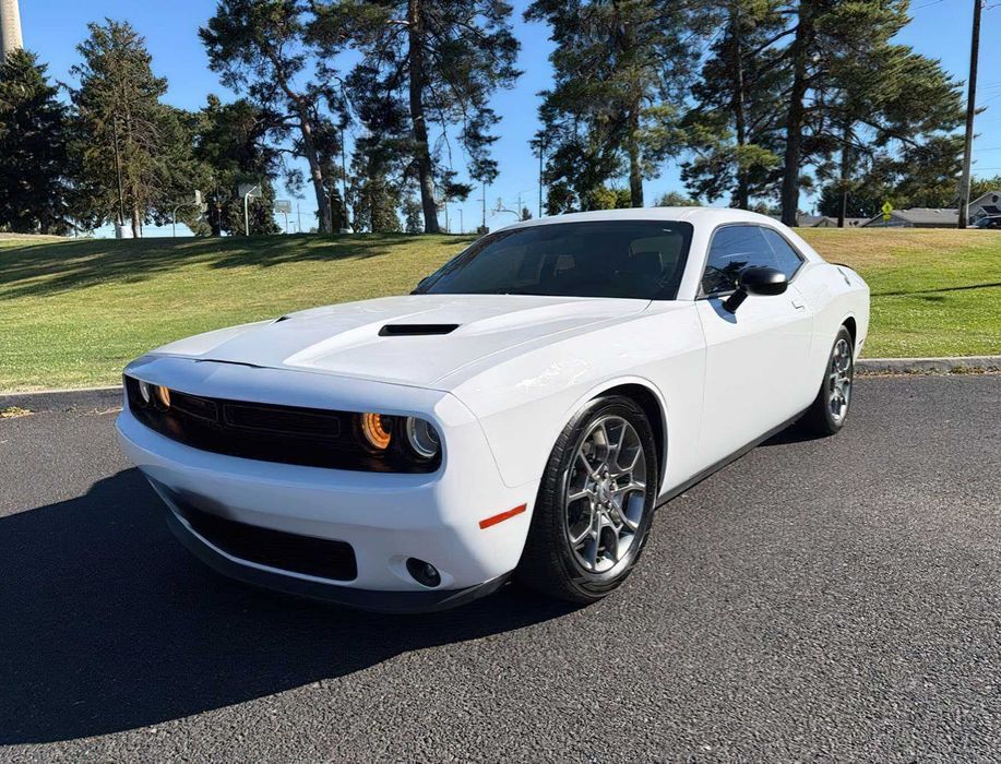 Dodge Challenger GT      2017